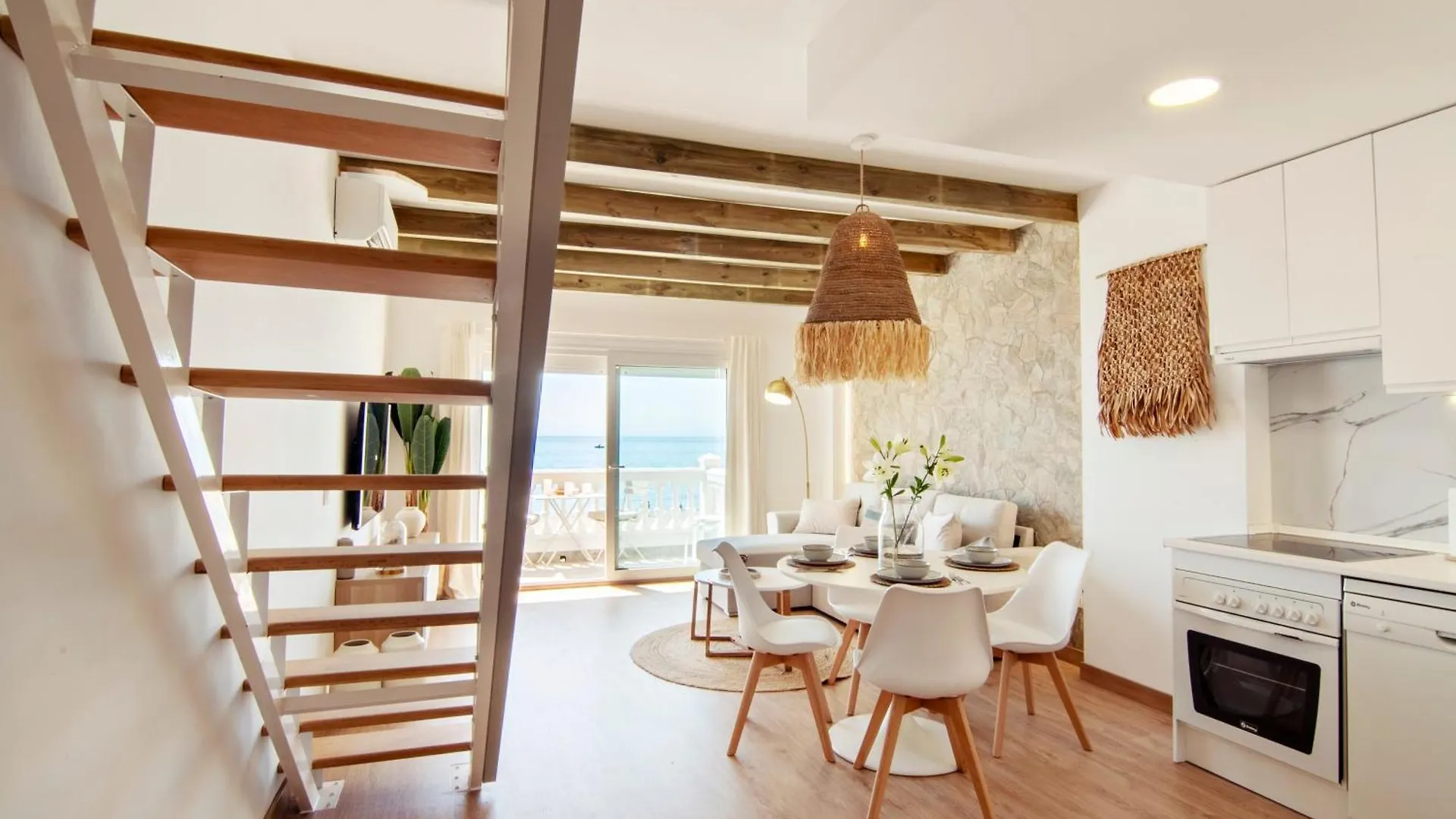 Mara'S Apartments Torremolinos Seaviews - First Line Beach - Duplex Penthouse Spanien
